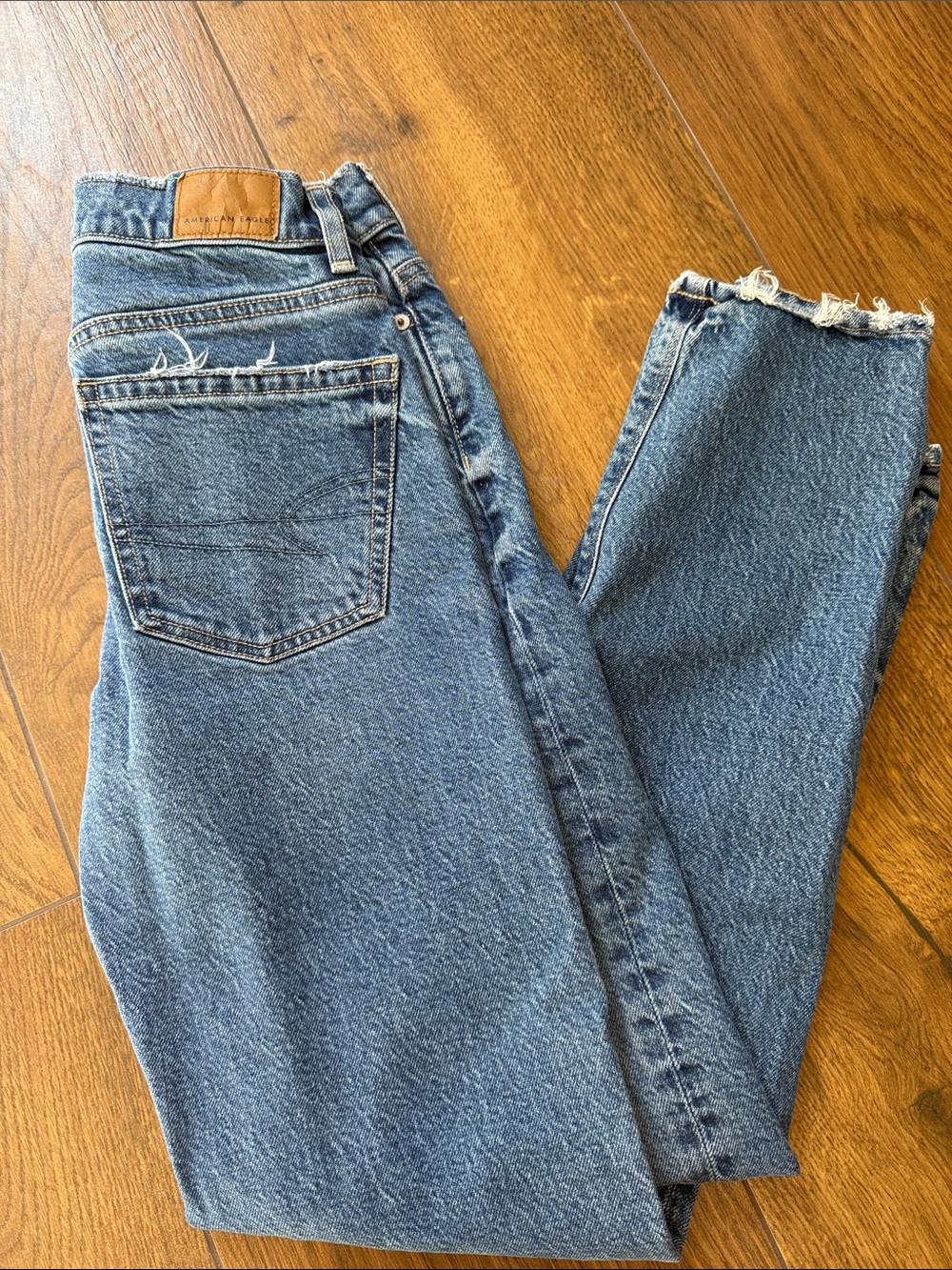 American Eagle Outfitters Woman’s Super High-Rise Straight Blue Denim Jeans